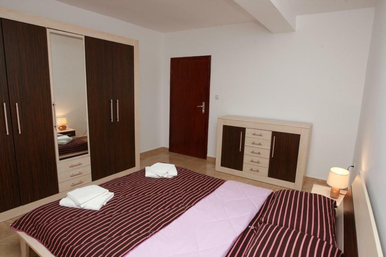 Vila Djordje Apartment สเวติ สเตฟาน ภายนอก รูปภาพ